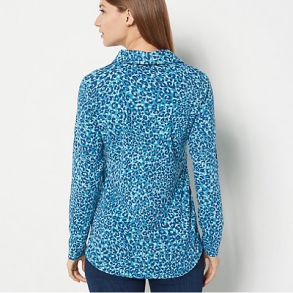 NWOT Isaac Mizrahi Live! Solid & Printed Split-Neck Collared Top in Teal - med​​ - Picture 2 of 6